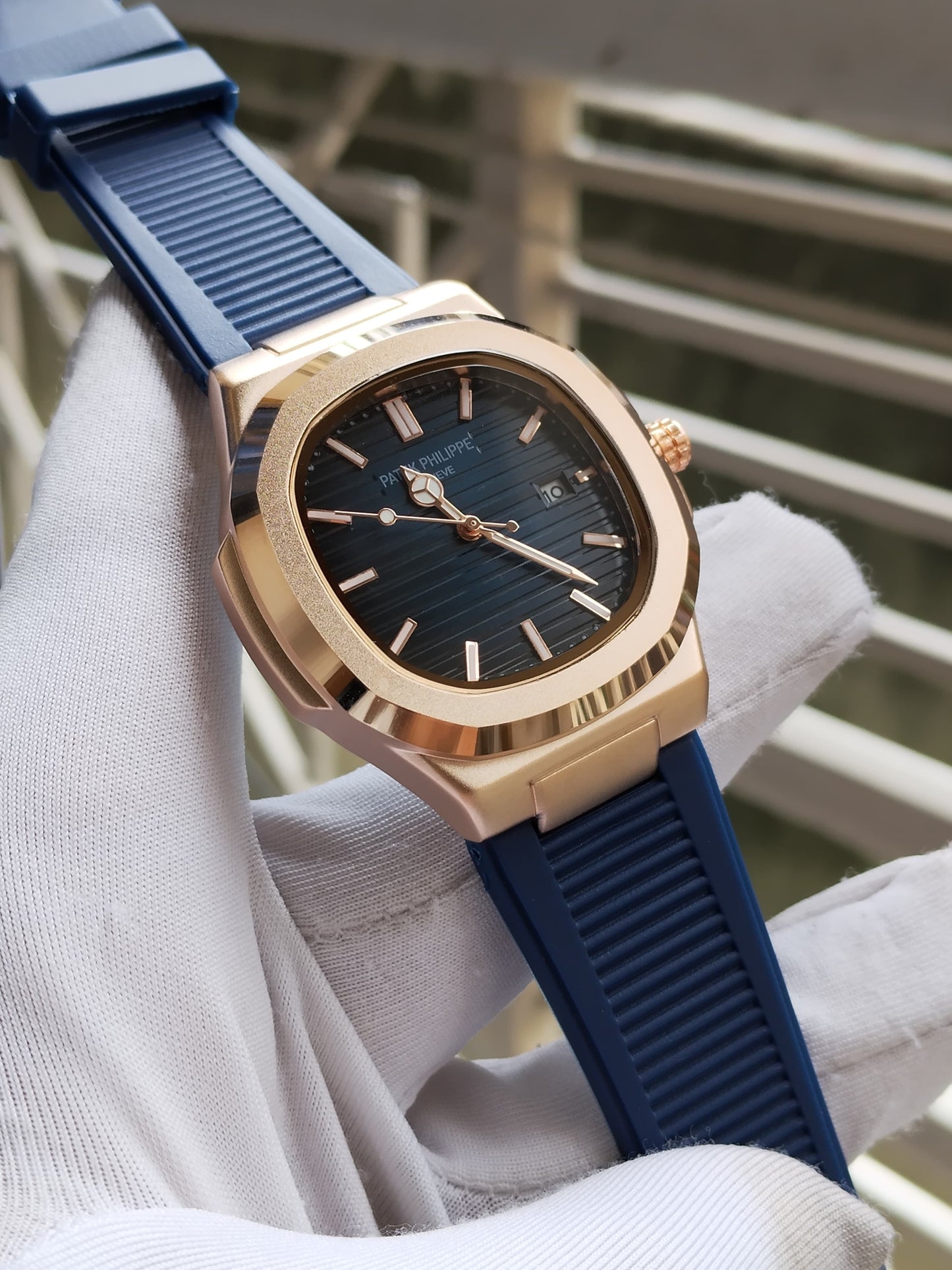 Patek Philippe Nautilus AA Grade - Blue Strap Rose Gold Dial