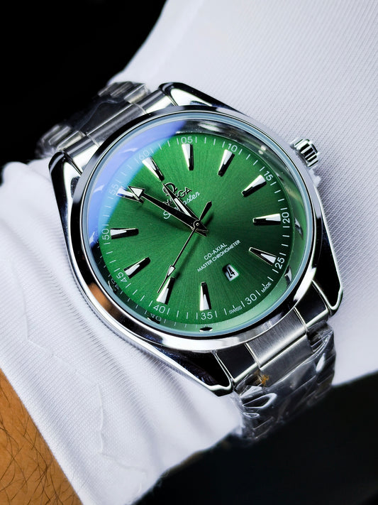 Omega Seamaster Aqua Terra 150M Co-Axial Master Chronometer - Green Plain Dial