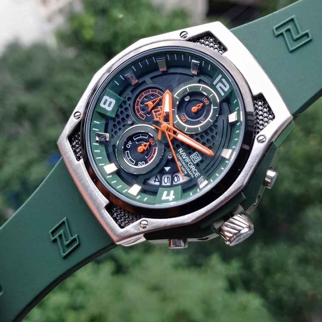 Naviforce 8051 - Green Dial Chronograph