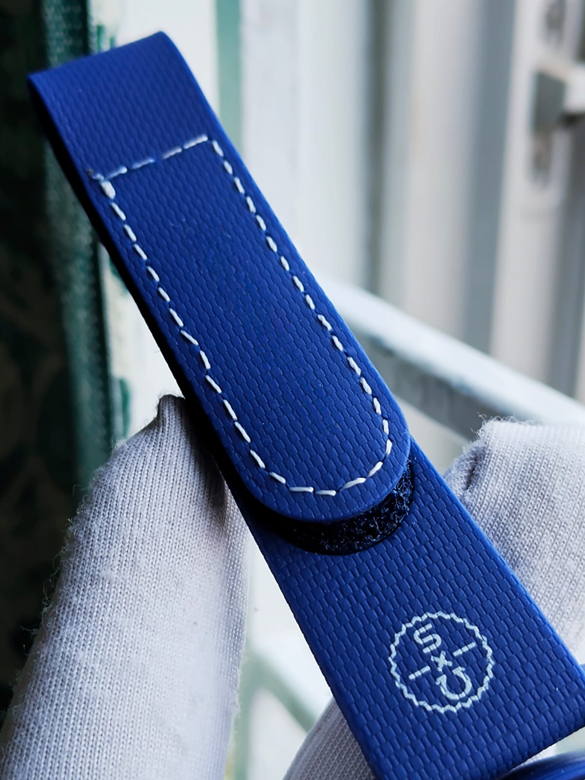 Omega × Swatch Moonswatch Speedmaster Snoopy – Blue Dial