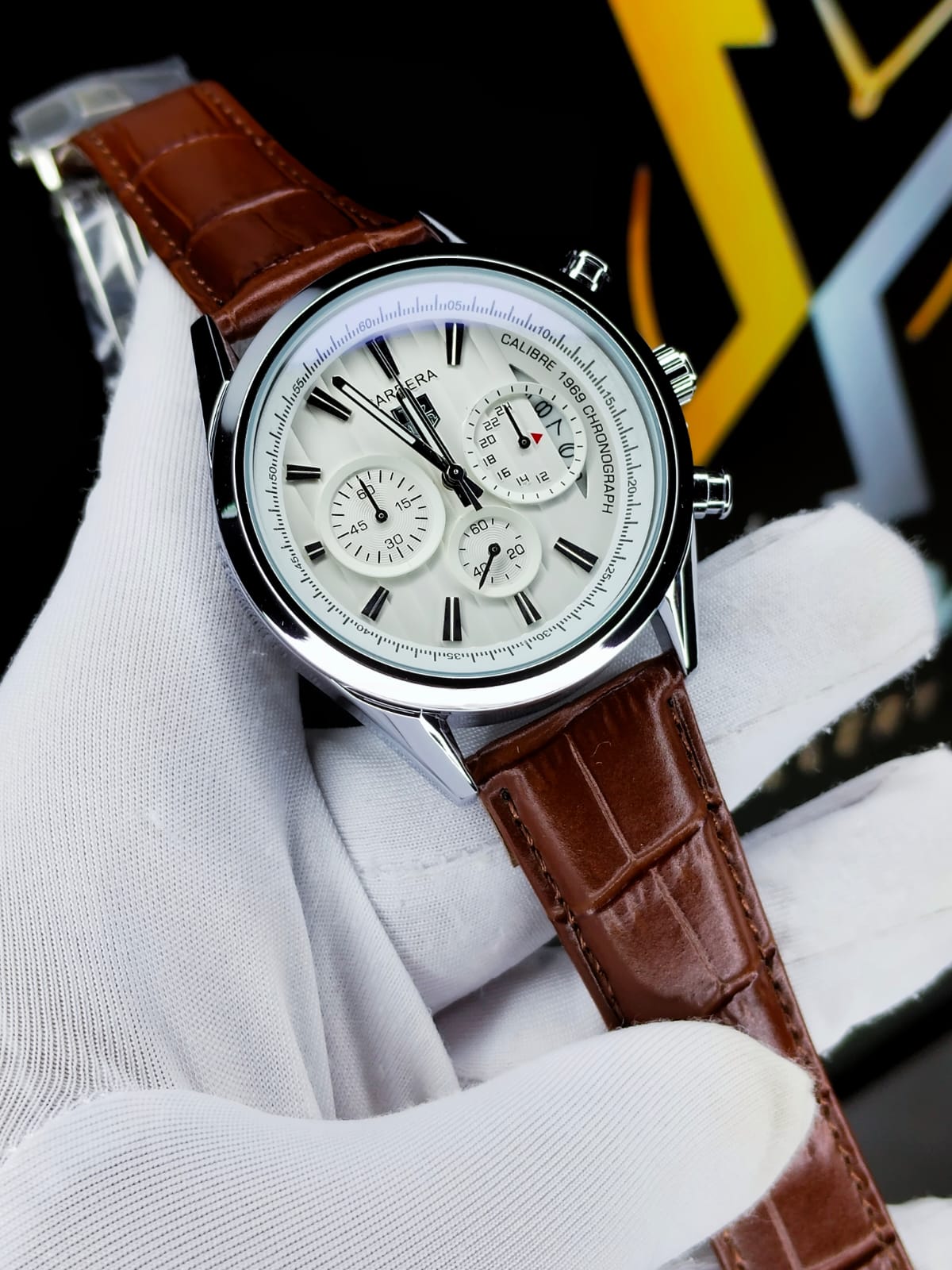 Carrera Heuer Chrono - White Special Edition