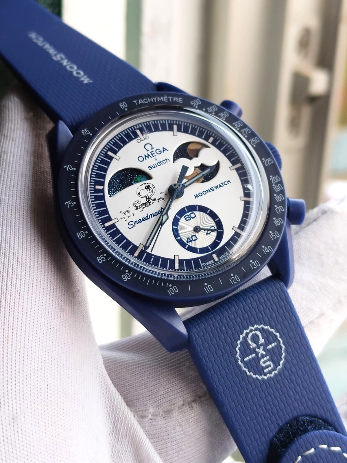 Omega × Swatch Moonswatch Speedmaster Snoopy – Blue Dial