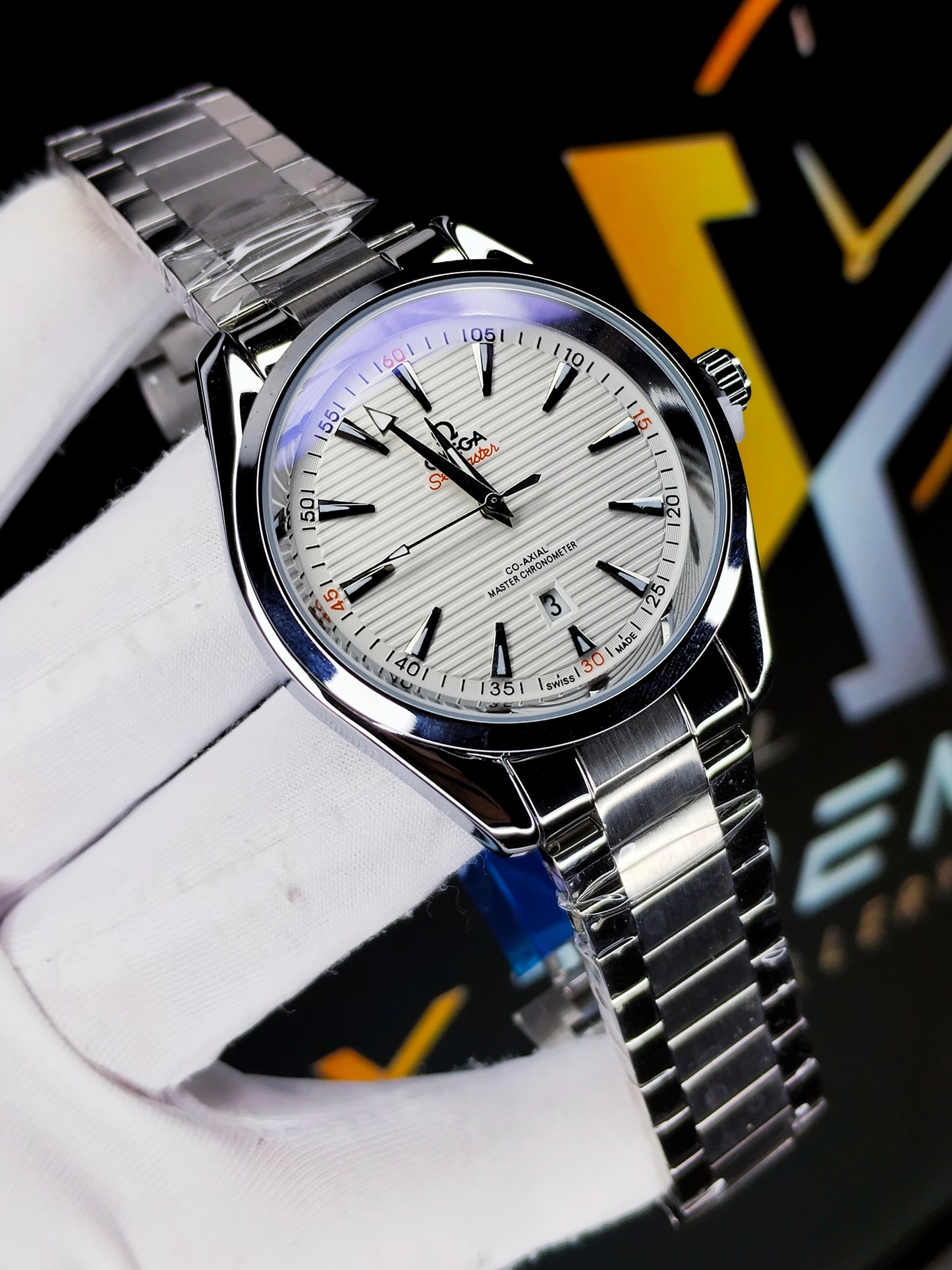 Omega Seamaster Aqua Terra 150M Co-Axial Master Chronometer - White Dial