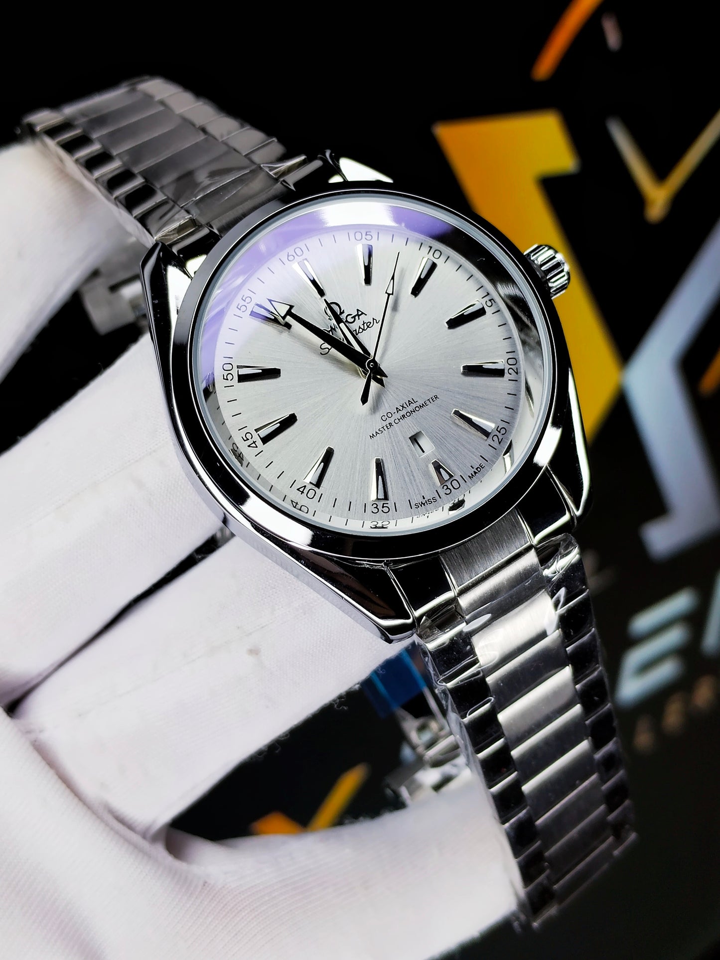 Omega Seamaster Aqua Terra 150M Co-Axial Master Chronometer - Plain Silver Dial